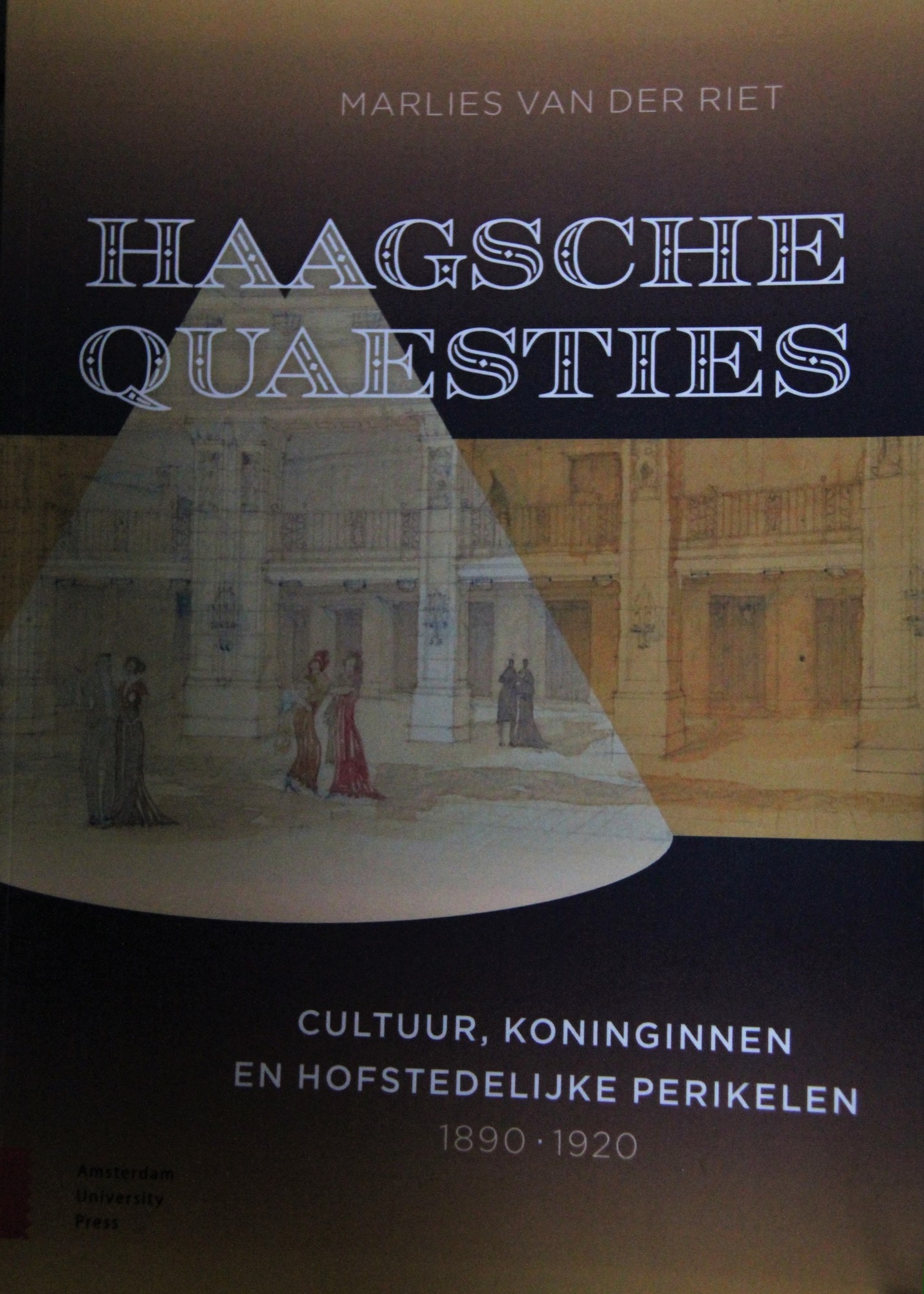 Haagsche quaesties,  Cultuur, koninginnen en hofstedelijke perikelen