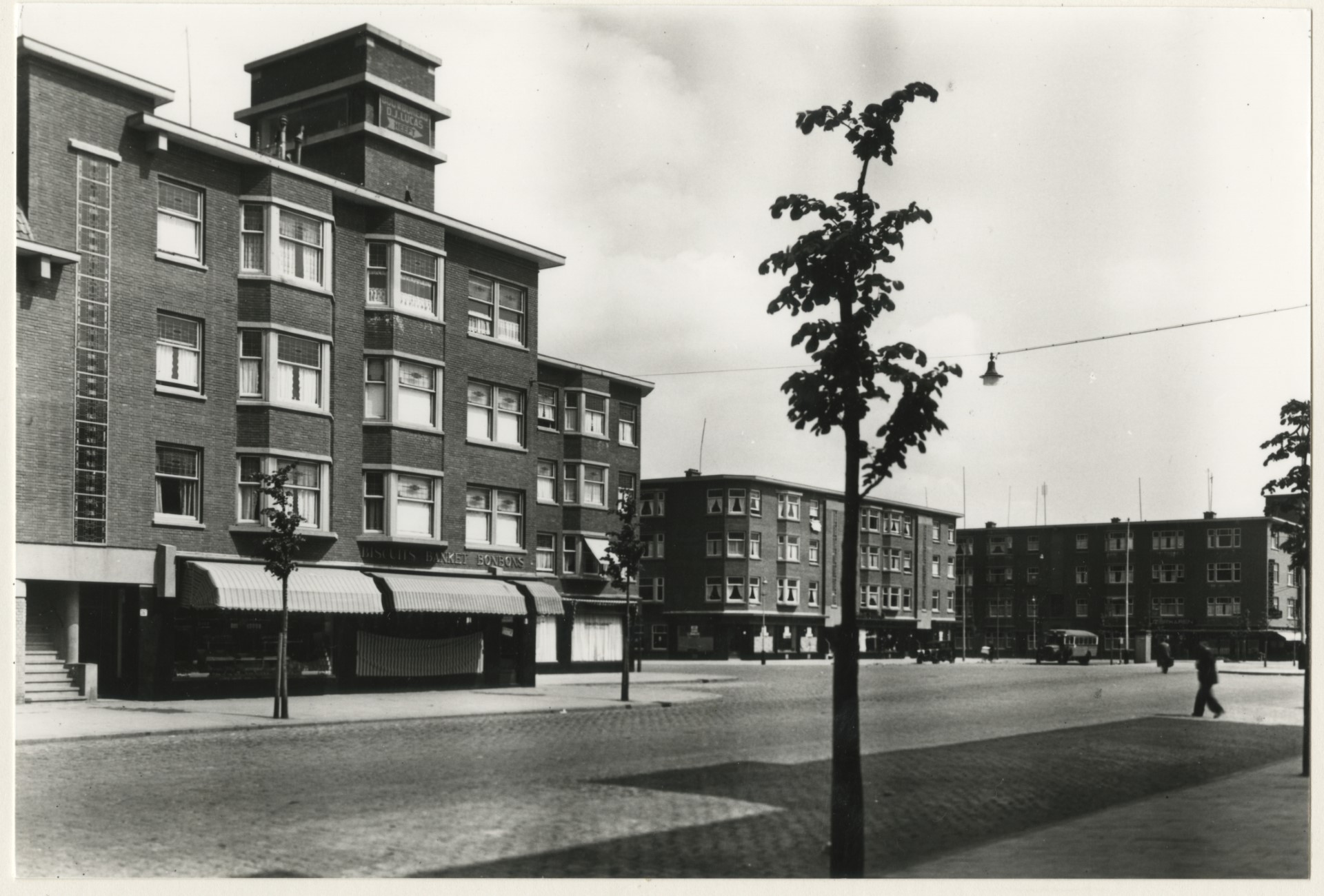 Jonckbloetplein 1933. Foto Haags Gemeentearchief