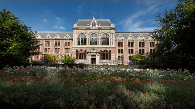 Het Koninklijk Huisarchief tegenwoordig (KV, foto M. Schuth)